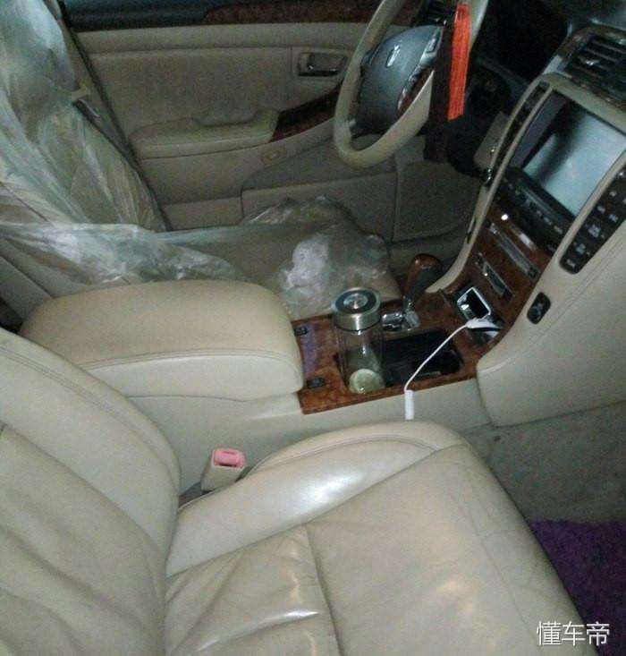 老一代神车皇冠,十四代皇冠跑了15万公里的发动机