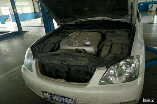 老一代神车皇冠,十四代皇冠跑了15万公里的发动机