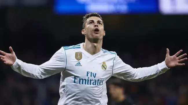 大四喜连翻报到,萨拉赫燃爆,C罗呼啸,足球永远是那么的美妙