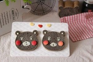 宝宝辅食黑芝麻面包,在家做宝宝面包