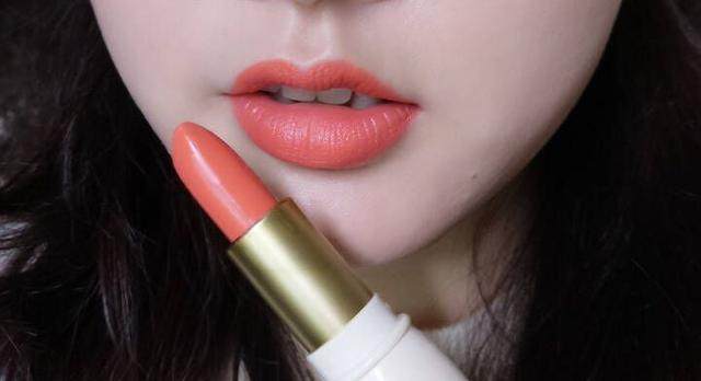 适合春夏的口红推荐色号颜九,今年最流行的豆沙色系口红系列