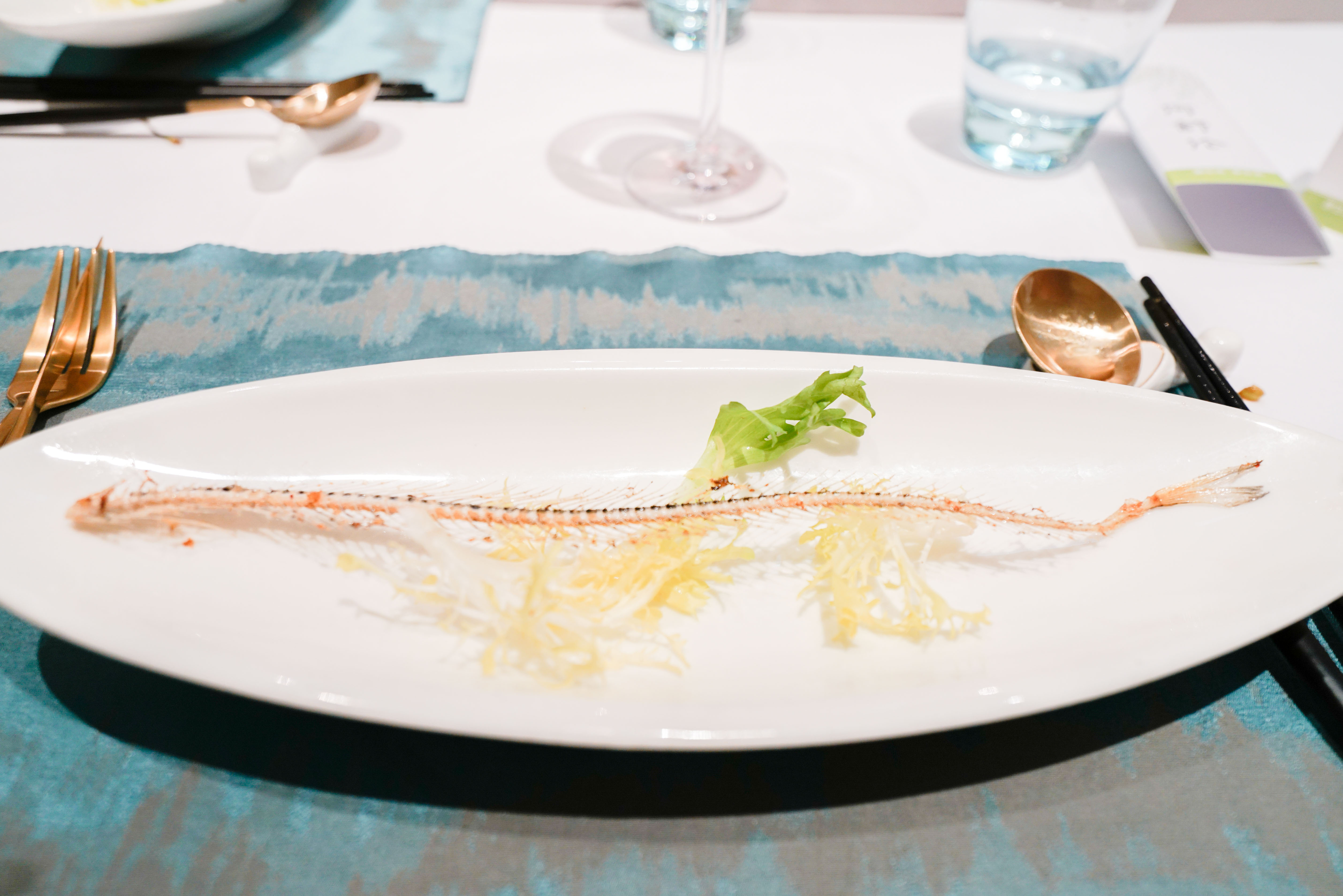 刀鱼季品鲜味,去道道鲜崇明私房菜赴一场刀鱼宴