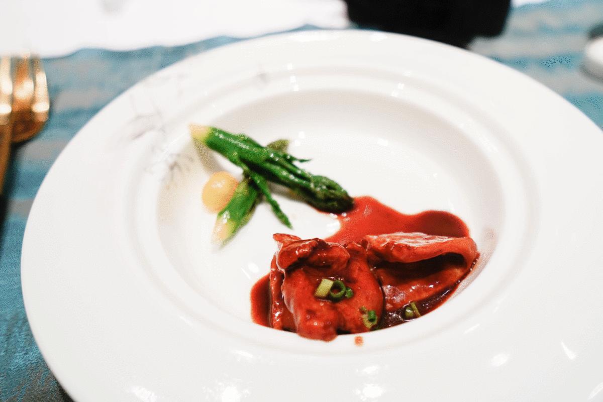 刀鱼季品鲜味,去道道鲜崇明私房菜赴一场刀鱼宴