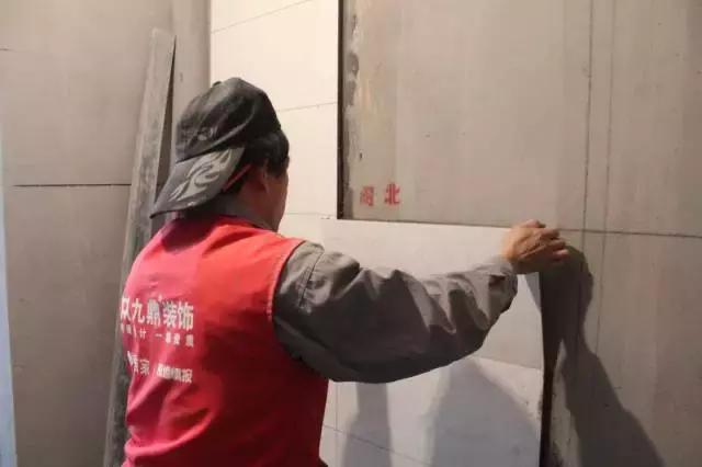 30年老瓦工教你如何正确的瓷砖铺贴流程，好砖好铺贴才能用得久！