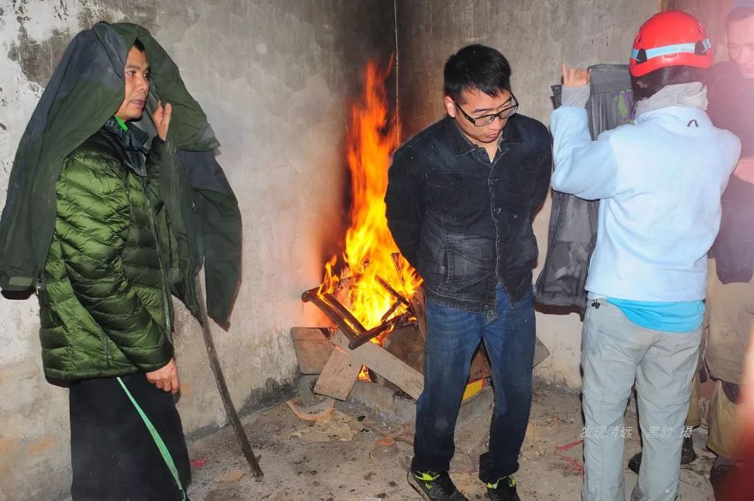 勇闯清远阳山大木村百米地下深渊，告诉你刻骨铭心的18小时！