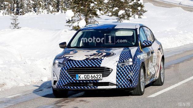 福特福克斯各款车型内饰,新款福特福克斯姿态