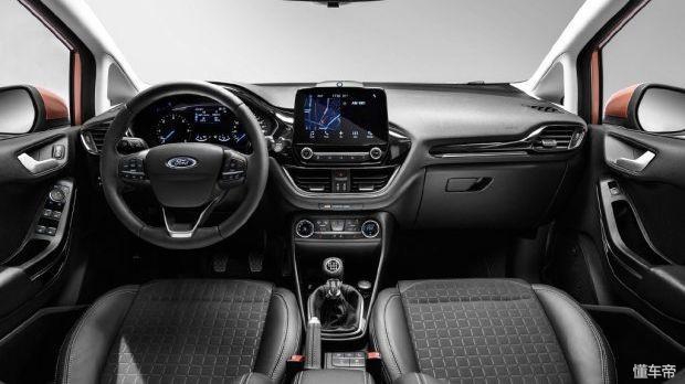 福特福克斯各款车型内饰,新款福特福克斯姿态