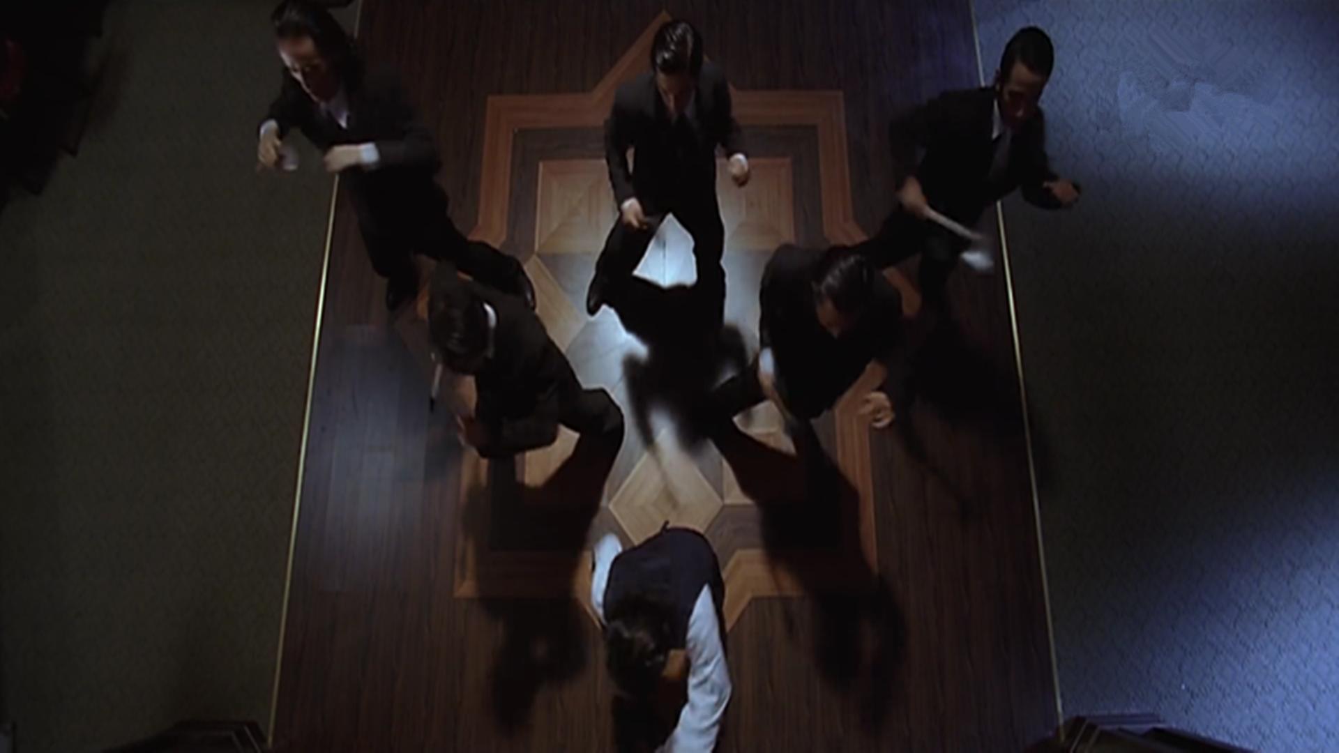 印度电影里的歌舞堪称大型演唱会,印度电影载歌载舞吸引了全世界