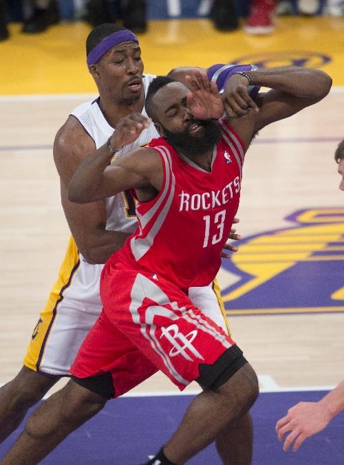 篮球犯规了吗,30种篮球犯规动作