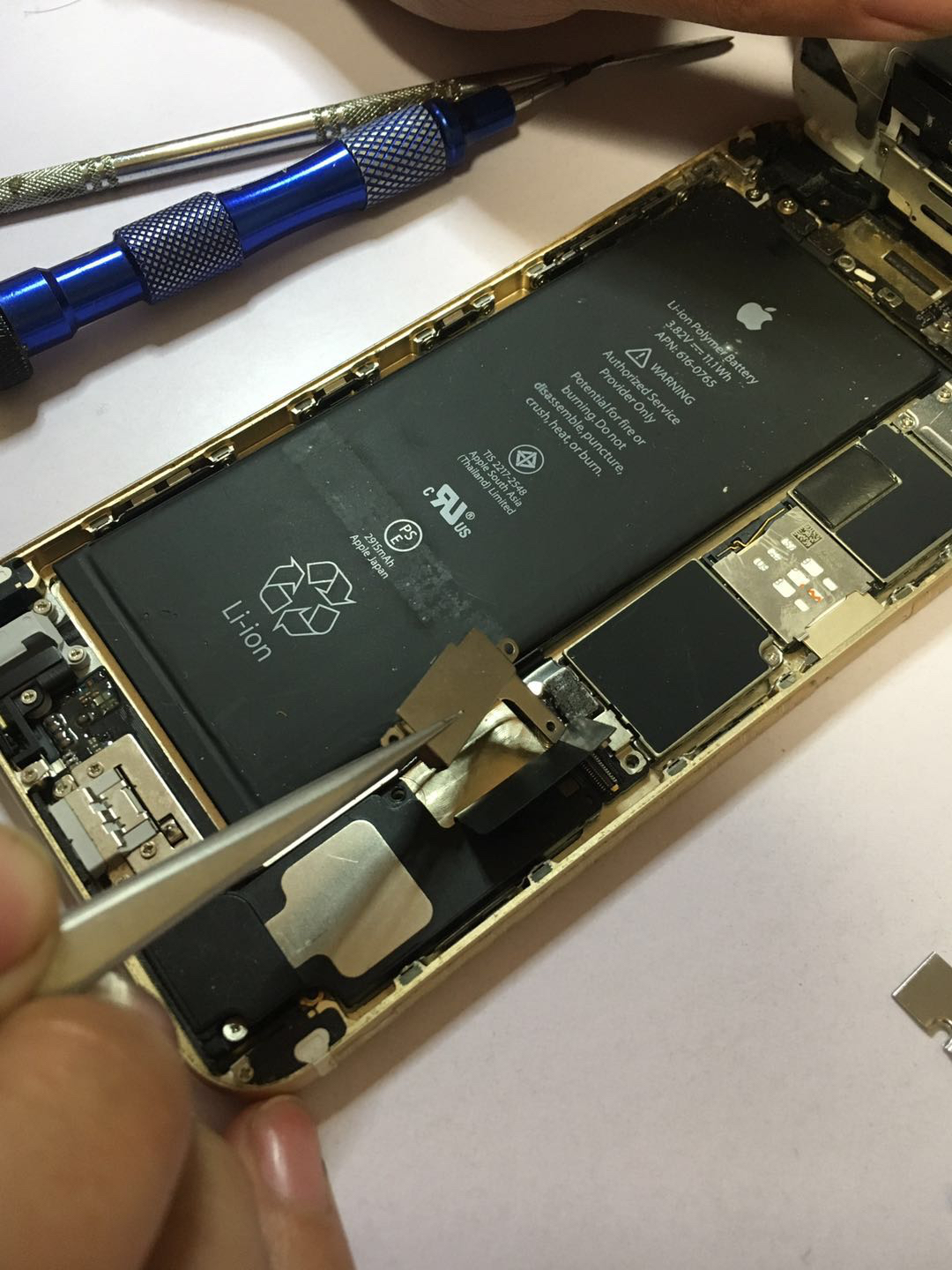 苹果8扬声器更换教程,苹果xsmax扬声器更换