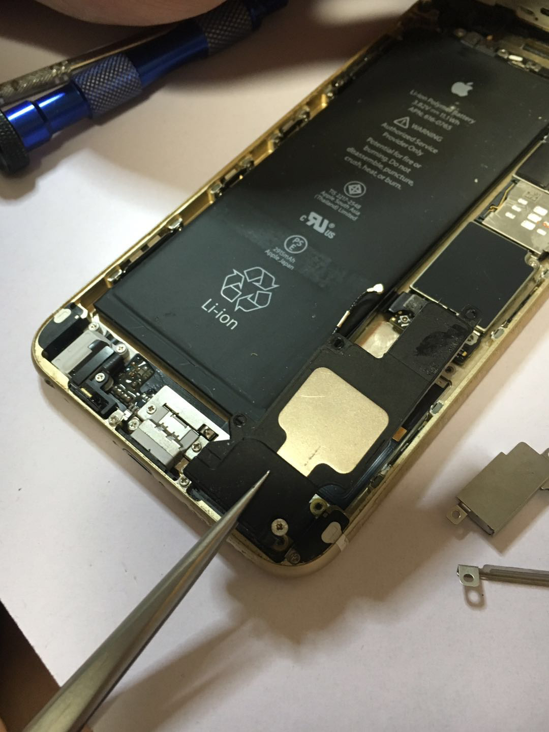 苹果8扬声器更换教程,苹果xsmax扬声器更换