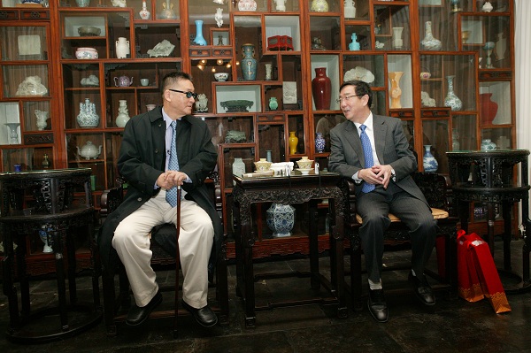 李敖前妻胡因梦小时照片,李敖前妻胡因梦近况