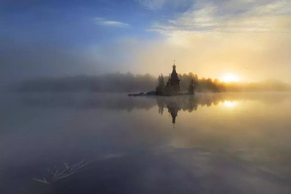 惹不起！气死画家的摄影师