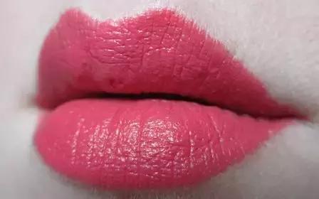 黄皮常用口红有哪些牌子,黄皮适合的口红大牌淡色图片