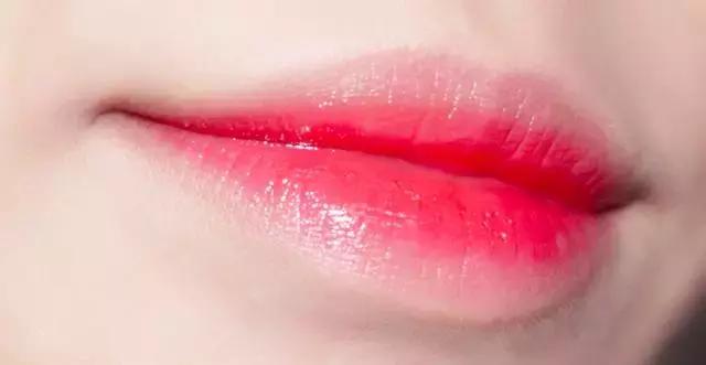 黄皮常用口红有哪些牌子,黄皮适合的口红大牌淡色图片
