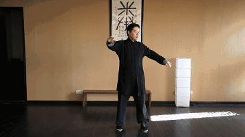 抻筋一寸,寿涨十年!每晚花上10分钟,3招通经拔病根!专家示范