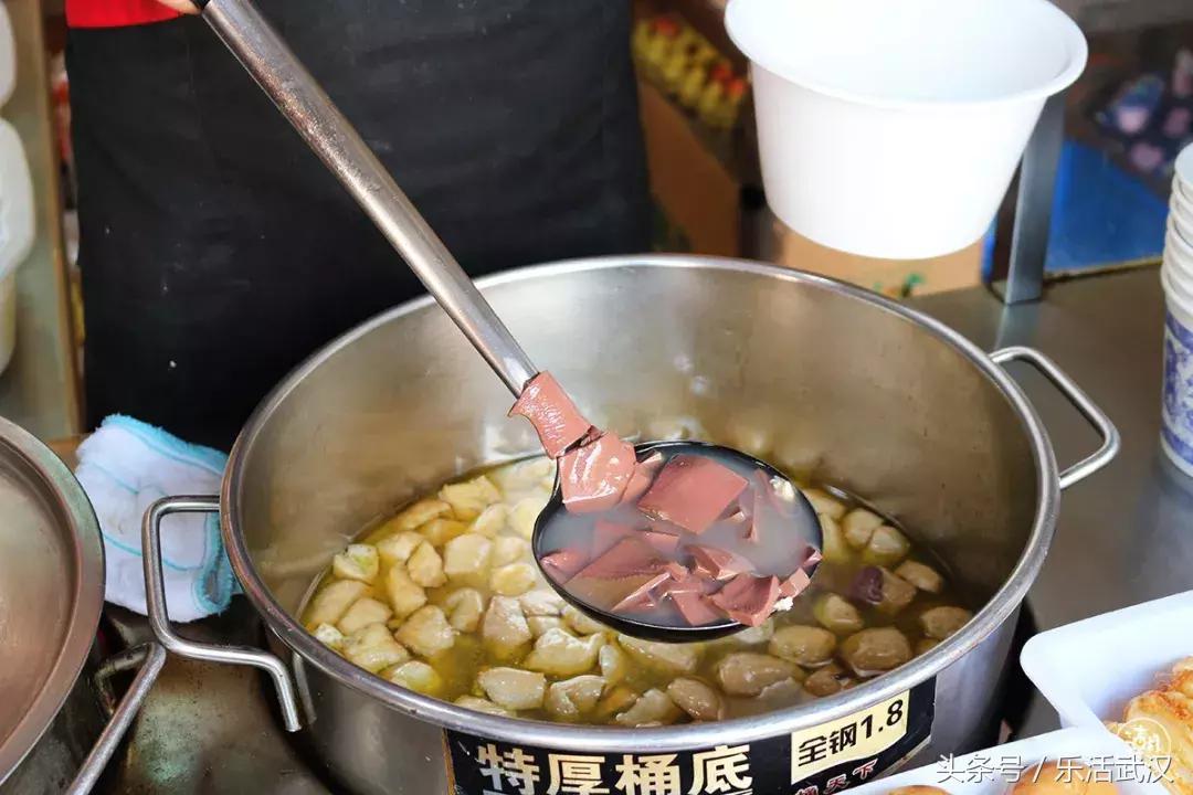 江汉路步行街附近的苍蝇馆子,江汉路附近烧烤苍蝇馆子