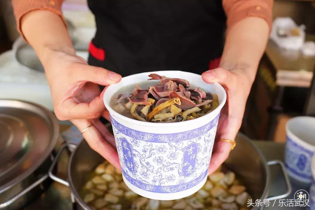 江汉路步行街附近的苍蝇馆子,江汉路附近烧烤苍蝇馆子