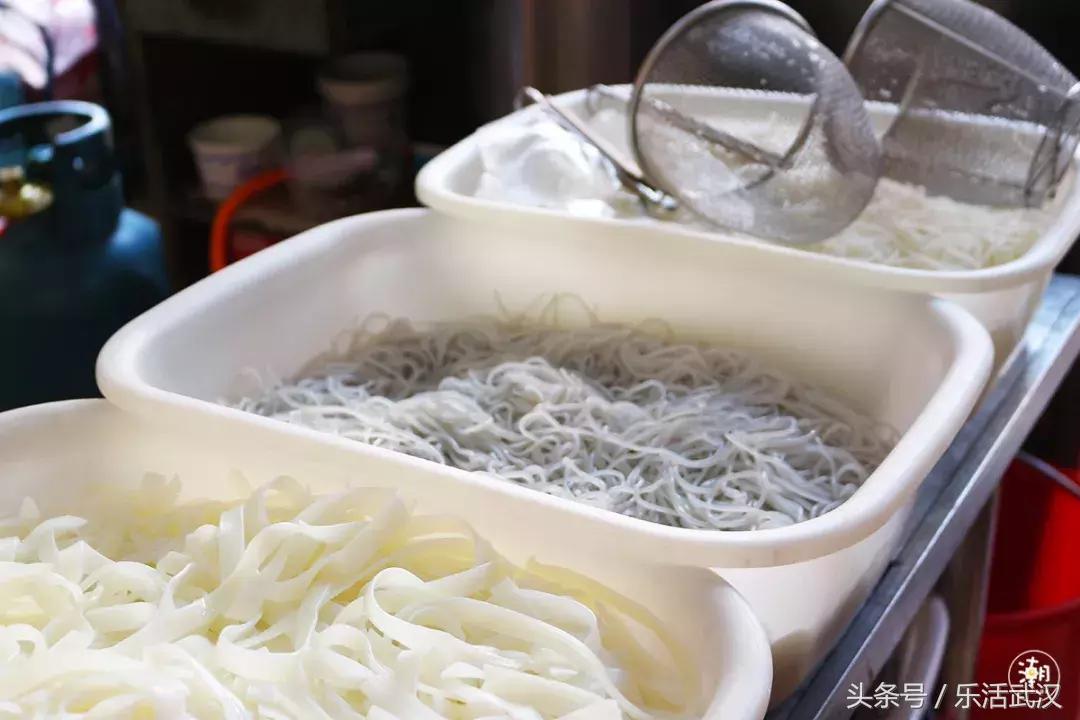 江汉路步行街附近的苍蝇馆子,江汉路附近烧烤苍蝇馆子