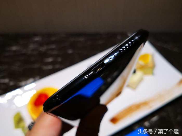 vivox21开箱视频介绍,vivox21标准版开箱