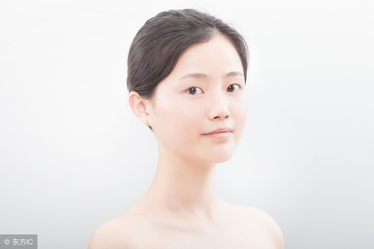 底妆怎么才能不浮粉教程,怎样打古装底妆服帖不浮粉