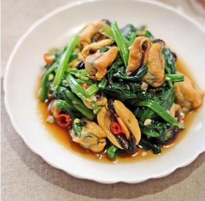 韭菜鸡蛋炒河虾家常菜做法,韭菜炒小河虾真是绝配鲜甜味美