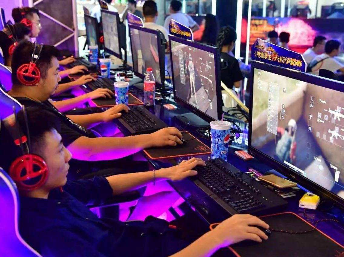 阿米洛各个轴测评,阿米洛新出的吃鸡键盘