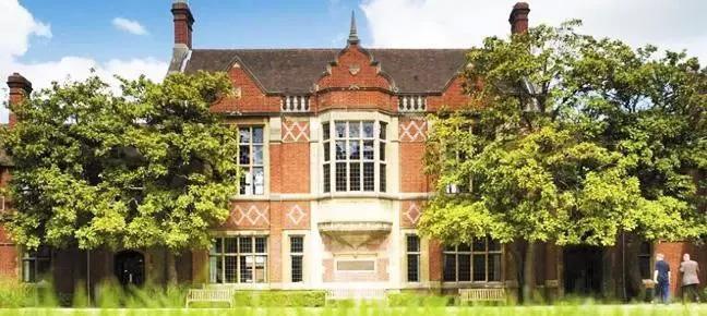 英国顶尖金融院校,英国最好的金融数学院校