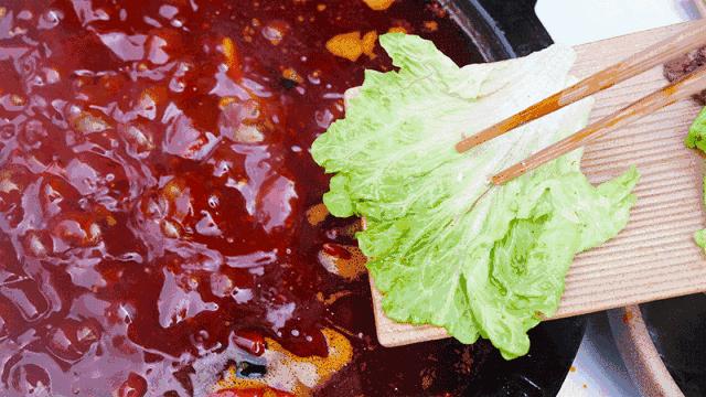 这口辣得让我怀疑人生的锅底，就算在龙泉驿也要去吃！