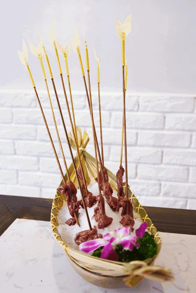 这口辣得让我怀疑人生的锅底，就算在龙泉驿也要去吃！