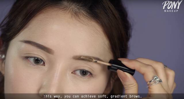 化妆的简单顺序,新手化妆的正确化妆顺序视频