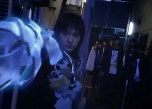 新垣结衣最近到底怎么了,新垣结衣13岁青涩照曝光