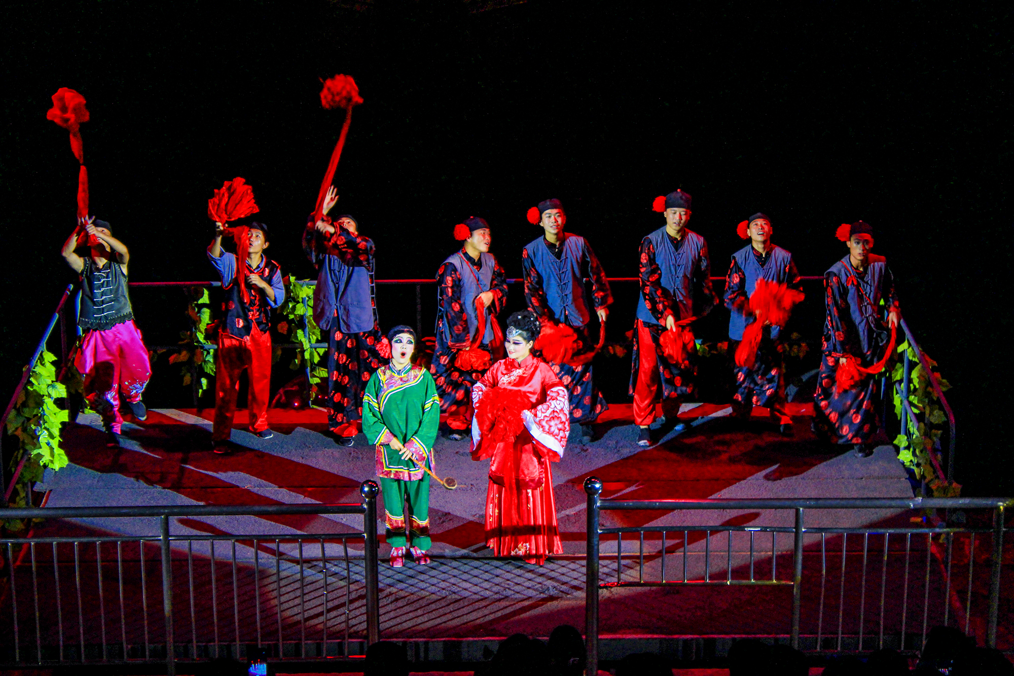 安徽省黄山市黟县宏村阿菊艺术团,宏村阿菊表演地点离宏村景区多远