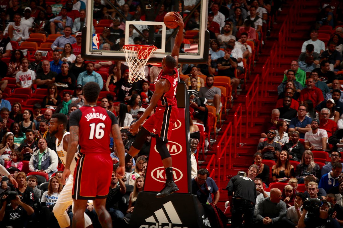 “师弟”让这双鞋在赛场上寿终正寝!IT穿这双鞋说出了湖人总…!