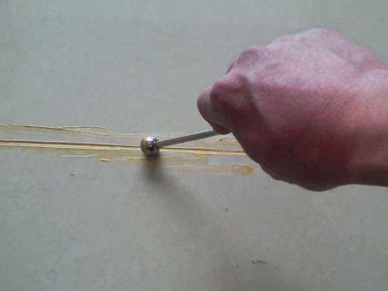 做美缝以后美缝发黑是怎么回事,瓷砖缝打磨黑边