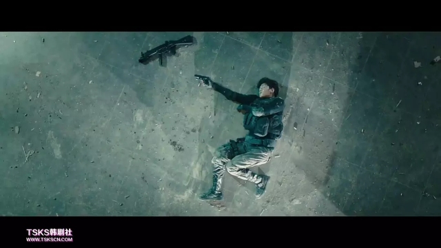 开场15分钟,两个大反转,网友:韩国导演太调皮