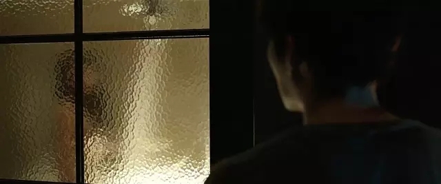 开场15分钟,两个大反转,网友:韩国导演太调皮