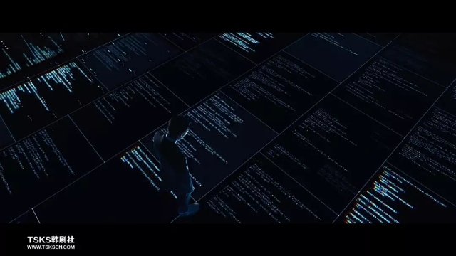 开场15分钟,两个大反转,网友:韩国导演太调皮