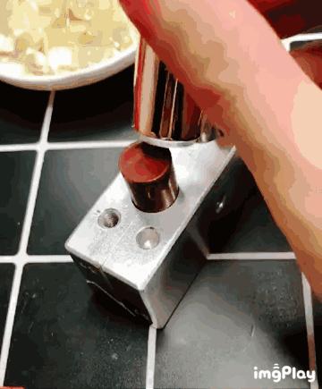 小心你用的化妆品可能不合规,迪奥阿玛尼口红中样是正品吗