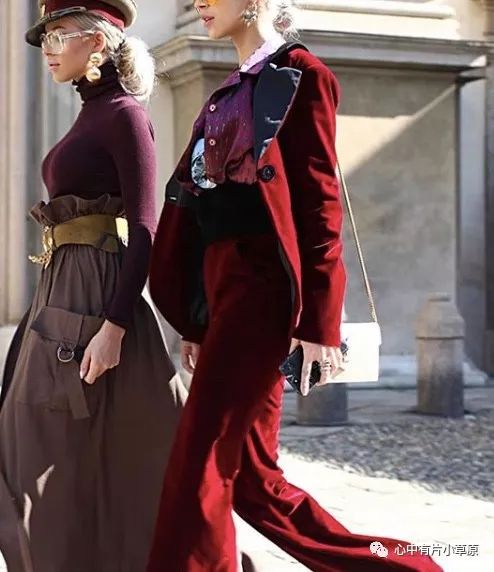 什么是丝绒面料的衣服,丝绒面料的衣服怎么样