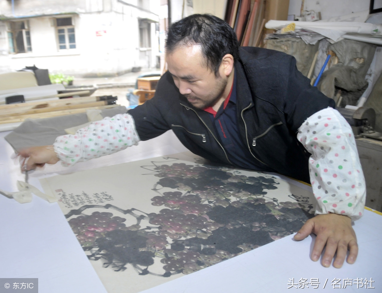 简单装裱作品方法,简单装裱国画图片