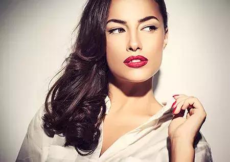 邓文迪田朴珺梁安琪章泽天,王石田朴珺对话刘强东章泽天