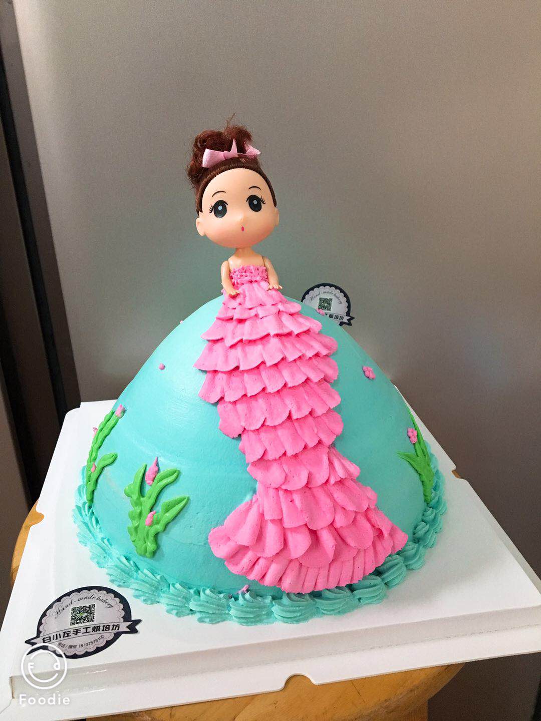 同样的蛋糕一个开裂一个不开裂,同样的蛋糕不一样的口感