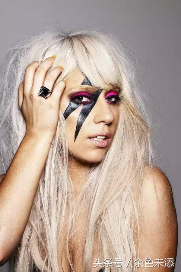 qq秀穿搭同款,qq秀服装搭配