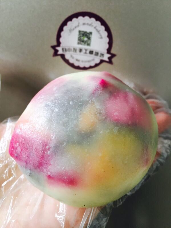 同样的蛋糕一个开裂一个不开裂,同样的蛋糕不一样的口感