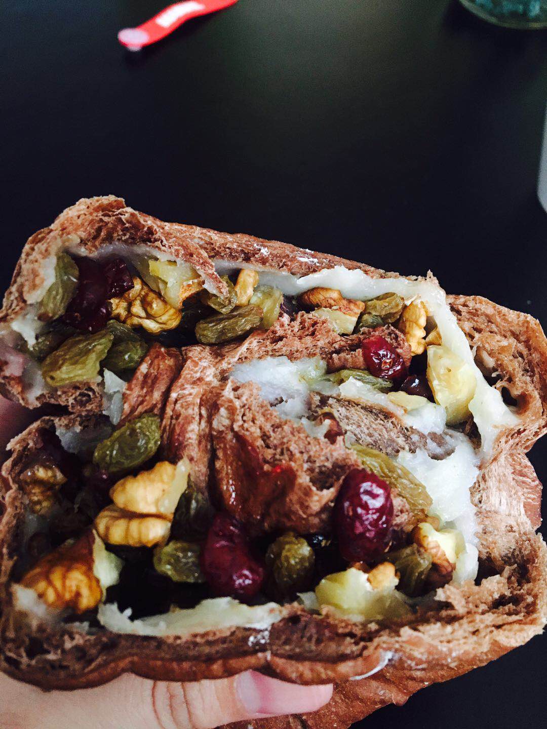 同样的蛋糕一个开裂一个不开裂,同样的蛋糕不一样的口感