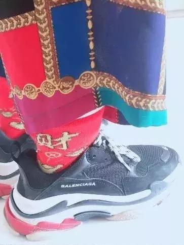 巴黎世家都有哪些品牌,最近流行的巴黎世家和什么品牌