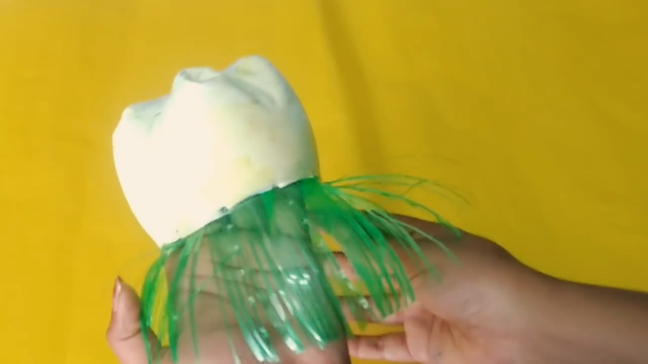 废瓶子改造花篮,塑料瓶子改造大全简单