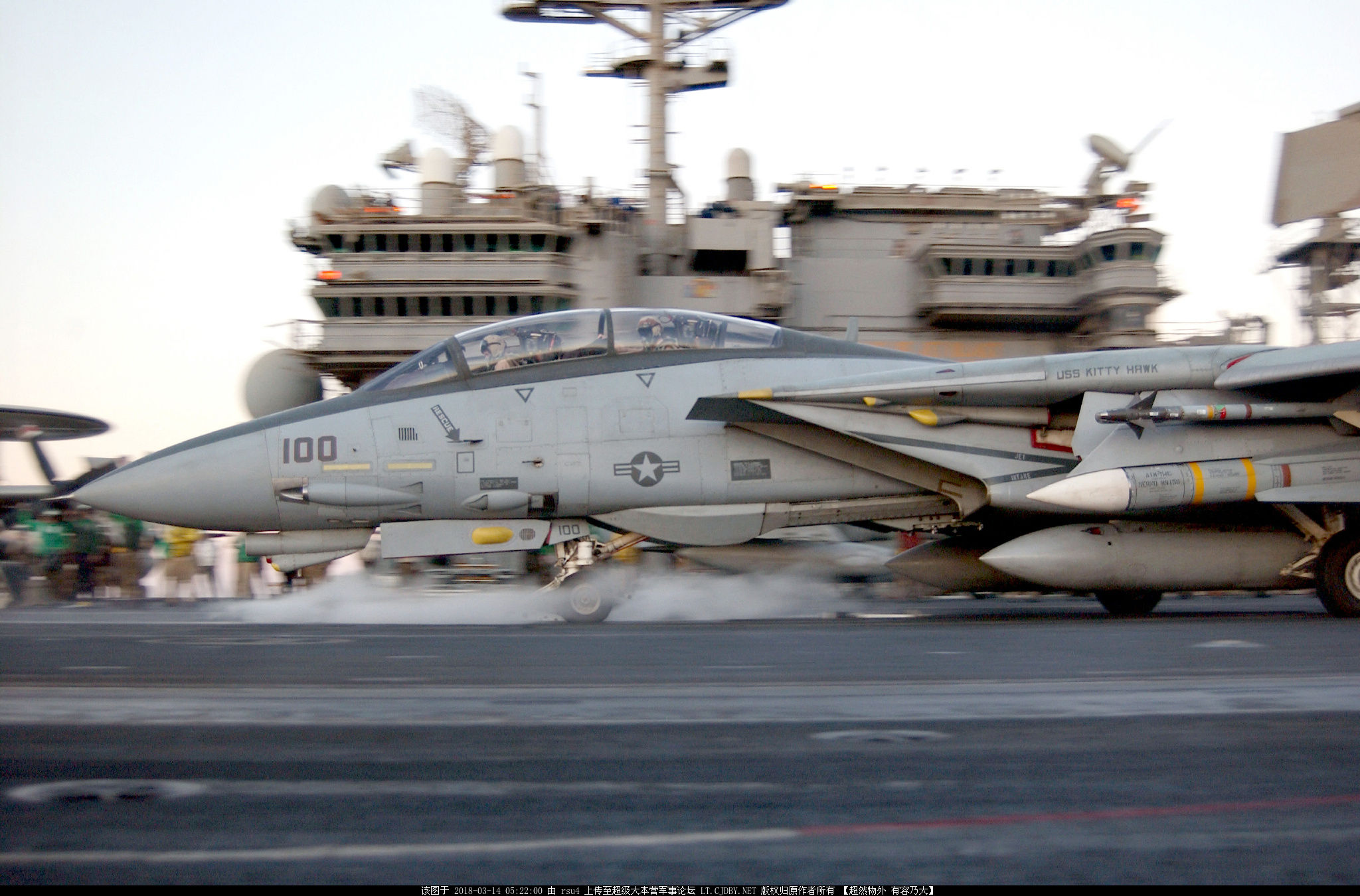 美国舰载机起飞和降落,美国舰载机有什么作战实力