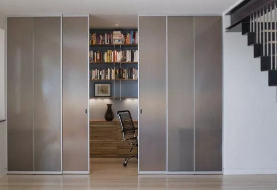 窗户隔热透光不透明玻璃,窗户玻璃透光隐私怎么处理好